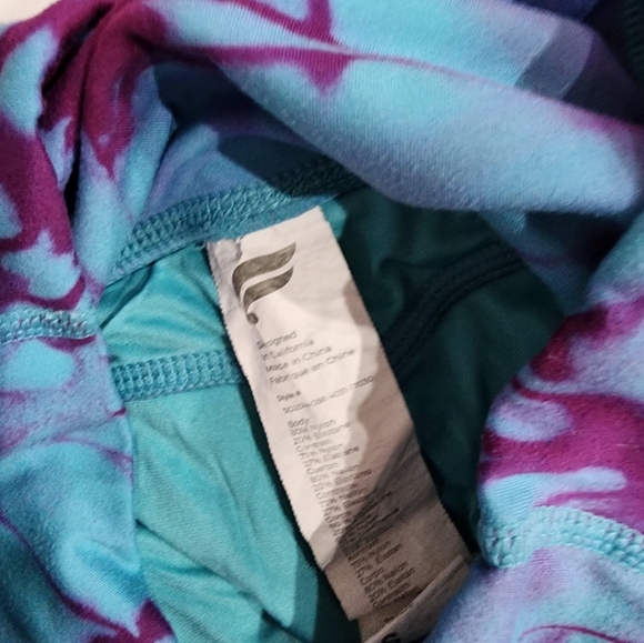 Fabletics Sports Bra and Shorts with pockets Set Size S, Bra is Reversible! - Picture 4 of 6